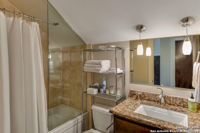 158 Katherine Ct C, San Antonio, TX 78209