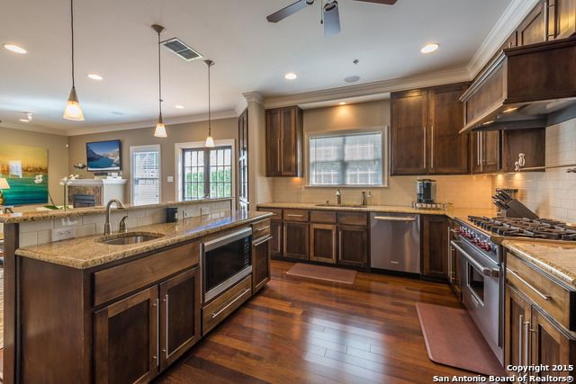 158 Katherine Ct C, San Antonio, TX 78209