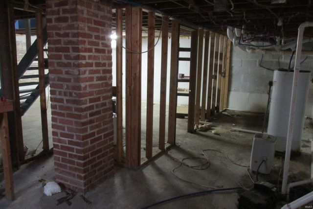 3700 W Jackson Street, Muncie, IN 47304