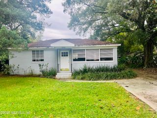3340 SUNNYBROOK Avenue N, Jacksonville, FL 32254