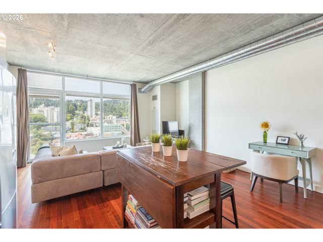 1926 W BURNSIDE St 1404, Portland, OR 97209