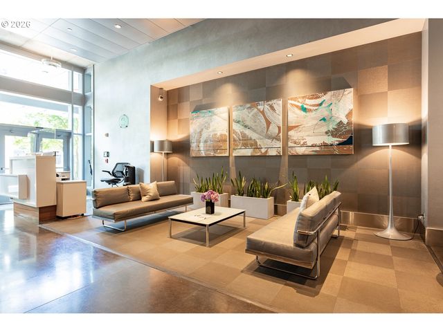 1926 W BURNSIDE St 1404, Portland, OR 97209