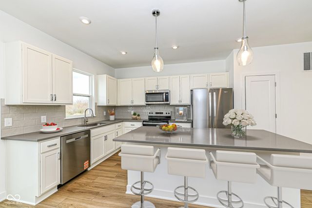 2416 Winthrop Avenue, Indianapolis, IN 46205