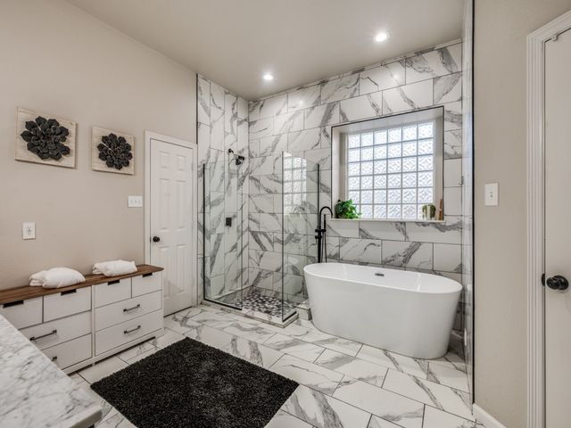 3001 Forestwood Drive, Arlington, TX 76006