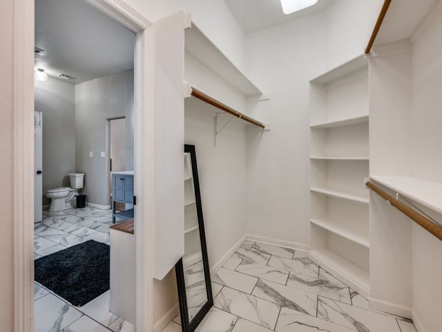 3001 Forestwood Drive, Arlington, TX 76006