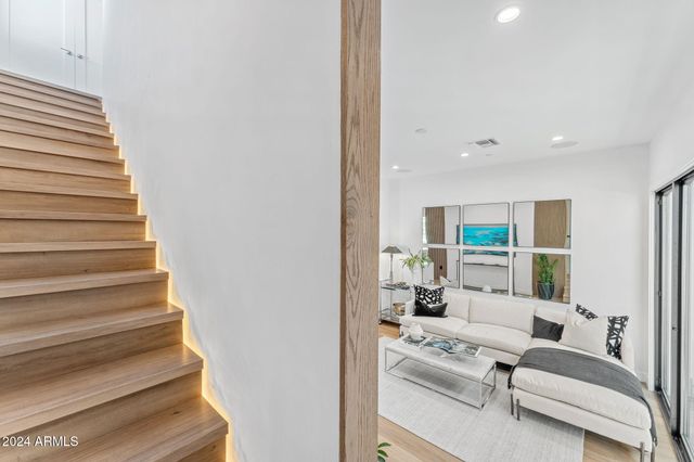 4220 N 32ND Street 4, Phoenix, AZ 85018