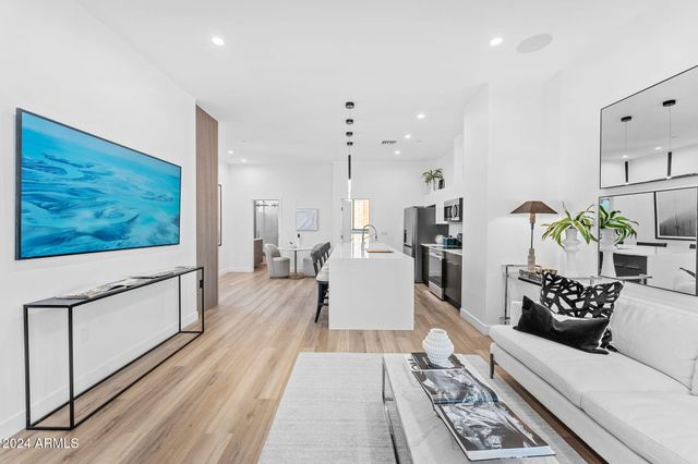 4220 N 32ND Street 4, Phoenix, AZ 85018