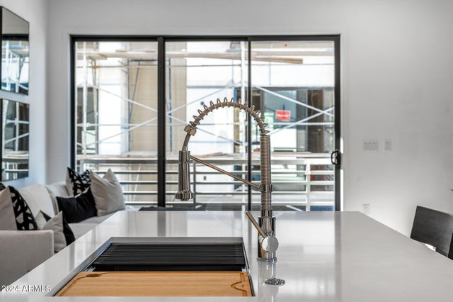 4220 N 32ND Street 4, Phoenix, AZ 85018