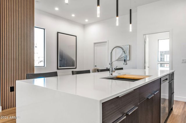 4220 N 32ND Street 4, Phoenix, AZ 85018