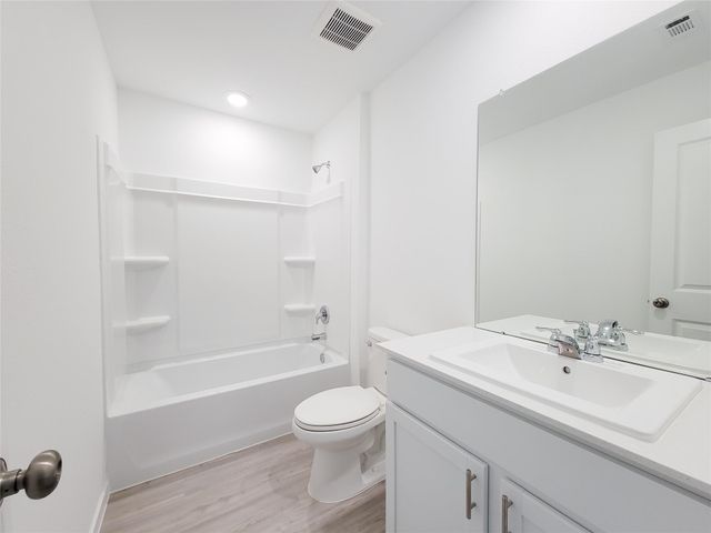 1603 Windrose Bend, Angleton, TX 77515