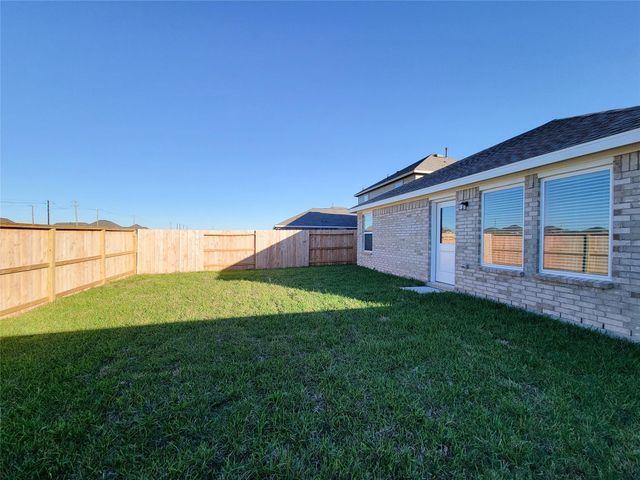 1603 Windrose Bend, Angleton, TX 77515