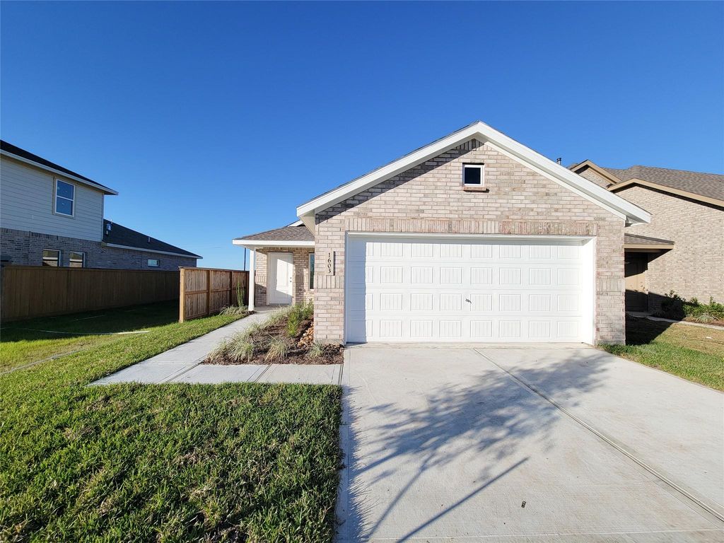 1603 Windrose Bend, Angleton, TX 77515