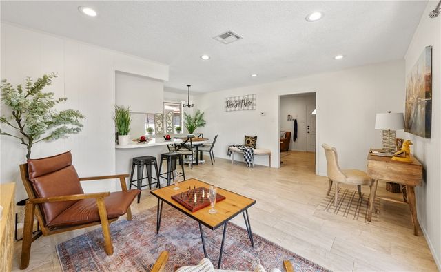 1713 Dallas St, Portland, TX 78374