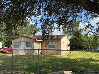 6013 SW 34th Street, Miramar, FL 33023