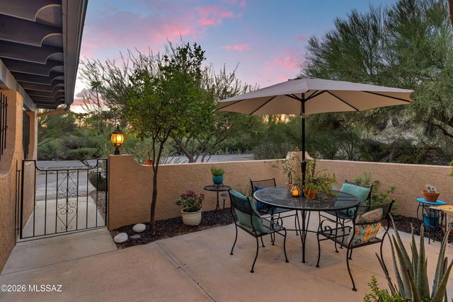 4792 N Vía Entrada, Tucson, AZ 85718