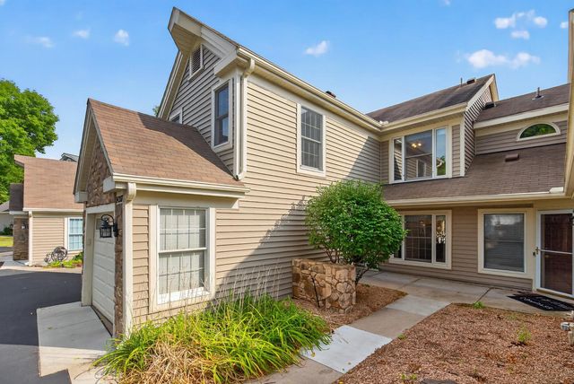 14307 Bedford Drive, Eden Prairie, MN 55346