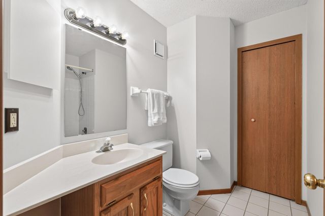 14307 Bedford Drive, Eden Prairie, MN 55346