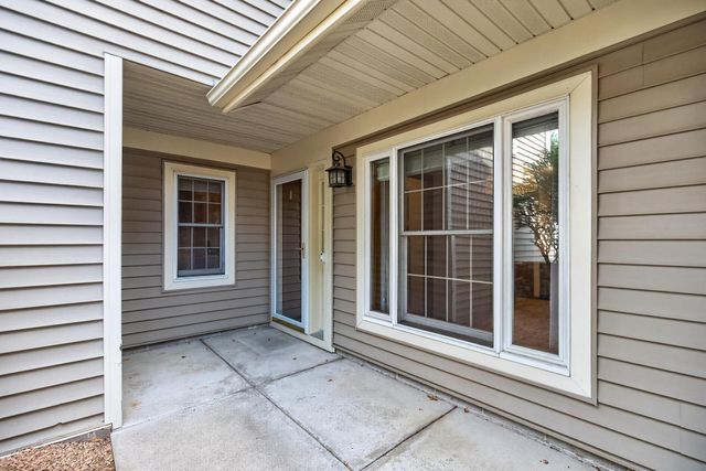 14307 Bedford Drive, Eden Prairie, MN 55346