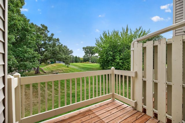 14307 Bedford Drive, Eden Prairie, MN 55346