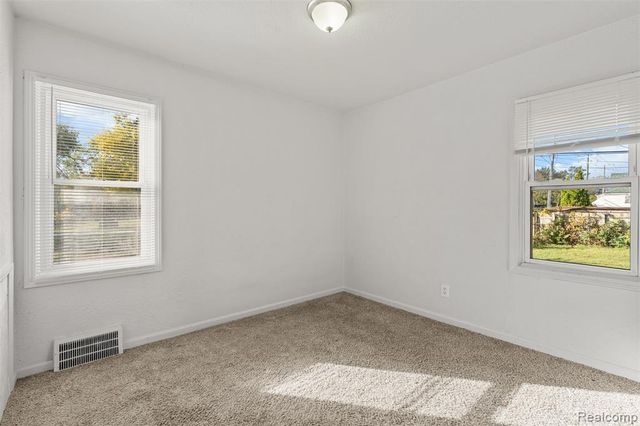 8203 Brace Street, Detroit, MI 48228