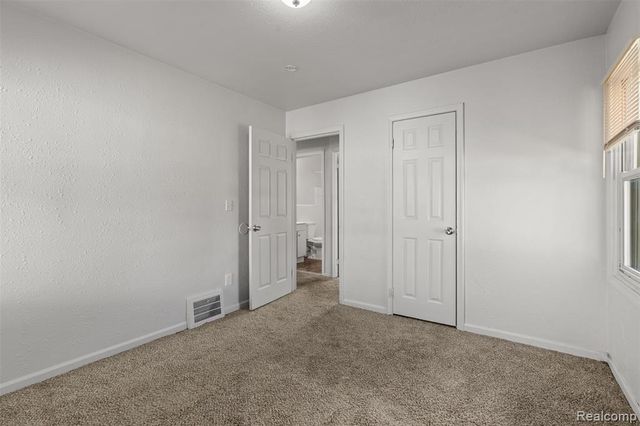 8203 Brace Street, Detroit, MI 48228