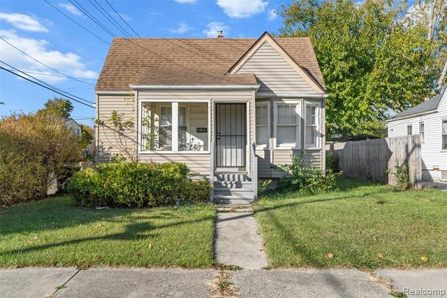 8203 Brace Street, Detroit, MI 48228