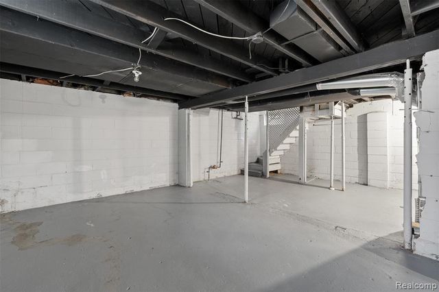 8203 Brace Street, Detroit, MI 48228