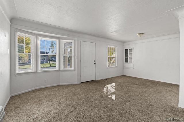 8203 Brace Street, Detroit, MI 48228