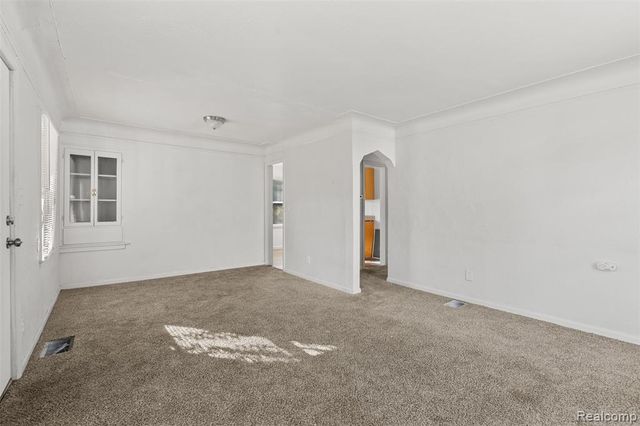 8203 Brace Street, Detroit, MI 48228