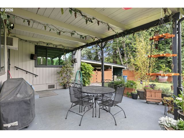 1295 BETTY Ln, Eugene, OR 97404