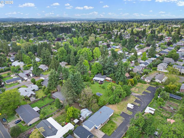 1295 BETTY Ln, Eugene, OR 97404