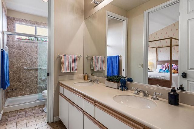 50325 Grand Traverse Avenue, La Quinta, CA 92253