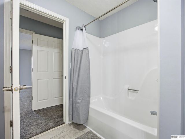12105 144th Street, Louisville, NE 68037