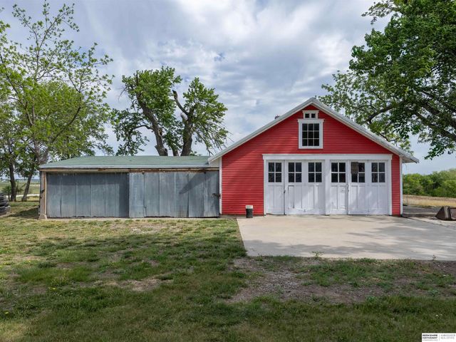 12105 144th Street, Louisville, NE 68037