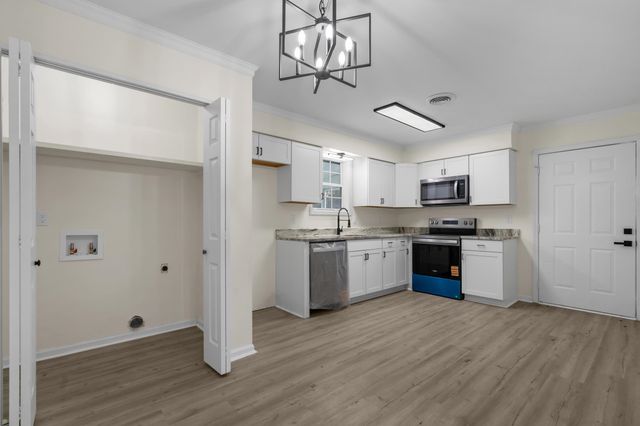 1114 Temple St., Conway, SC 29526