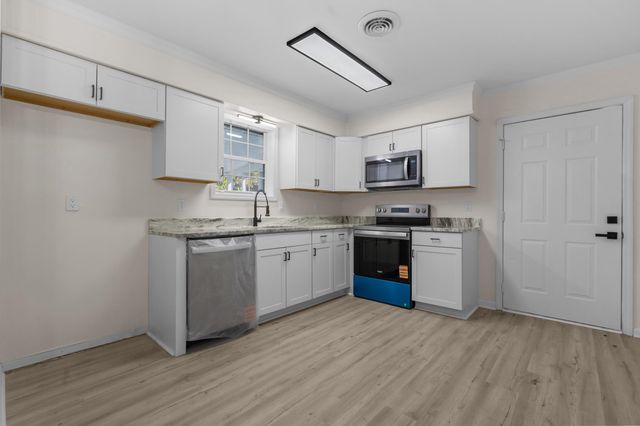 1114 Temple St., Conway, SC 29526