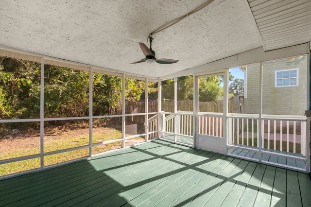 1114 Temple St., Conway, SC 29526