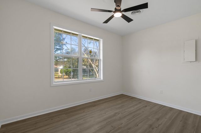 1114 Temple St., Conway, SC 29526