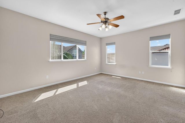 5708 Claudied Way, Elk Grove, CA 95757