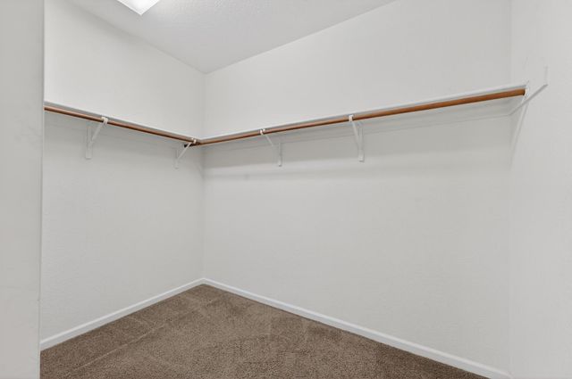 5708 Claudied Way, Elk Grove, CA 95757