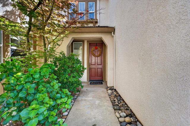 5708 Claudied Way, Elk Grove, CA 95757