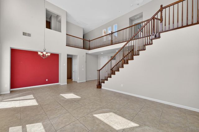 5708 Claudied Way, Elk Grove, CA 95757