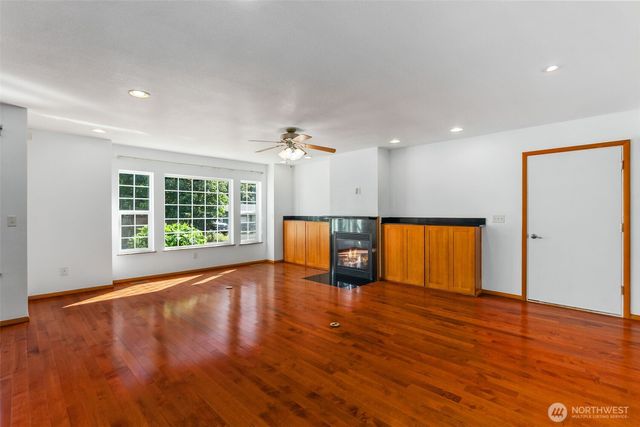 7713 Greenridge Loop SW, Olympia, WA 98512