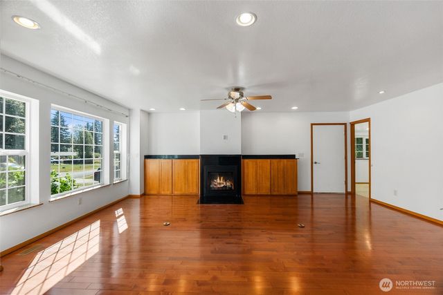 7713 Greenridge Loop SW, Olympia, WA 98512