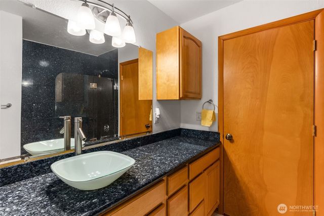 7713 Greenridge Loop SW, Olympia, WA 98512