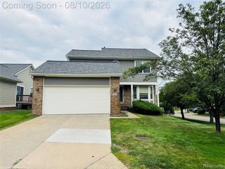 31199 Columbia Drive, Novi, MI 48377