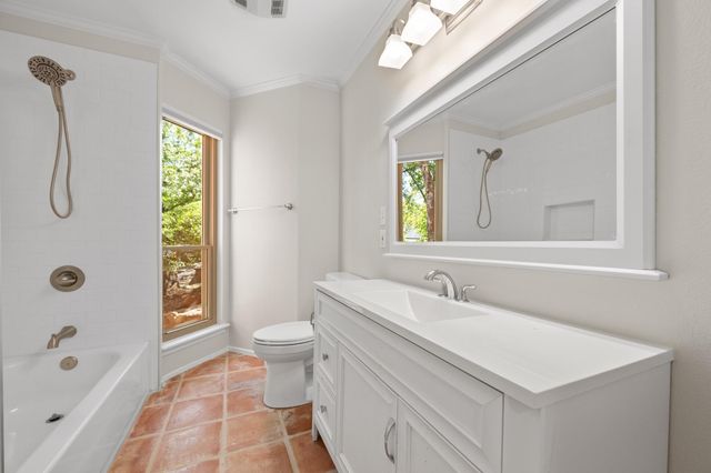5104 Beverly Hills DR, Austin, TX 78731