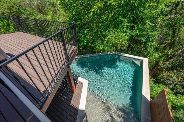 5104 Beverly Hills DR, Austin, TX 78731