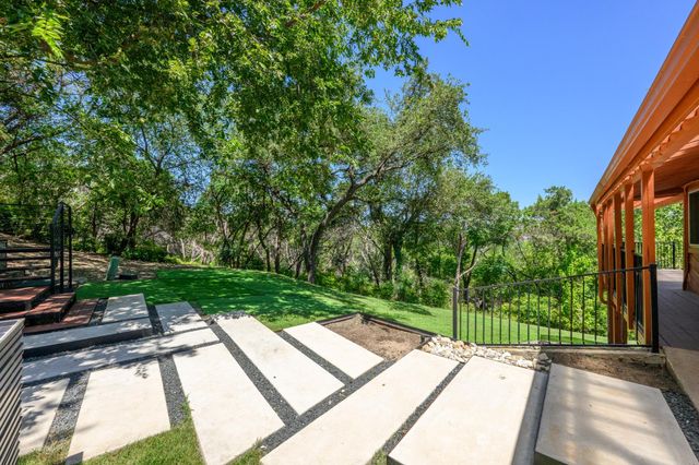 5104 Beverly Hills DR, Austin, TX 78731