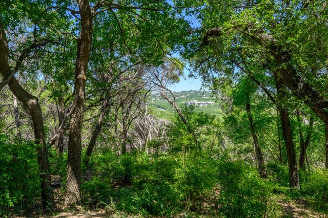 5104 Beverly Hills DR, Austin, TX 78731